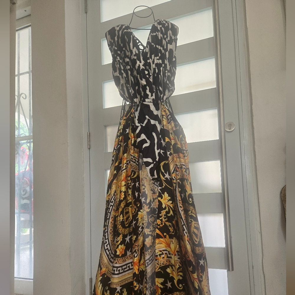 L'ATISTE Black and Gold Maxi Dress